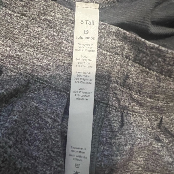 Lululemon hotty hots size 6 TALL - Picture 3 of 3